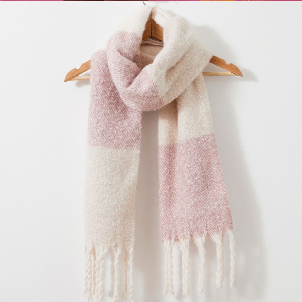 🎉 NEW!!!! Great gift item Gentle Fawn Hermosa Cover-Up - Picture 2 of 5